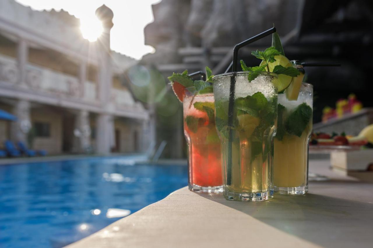 Resort Emirates Park 3*